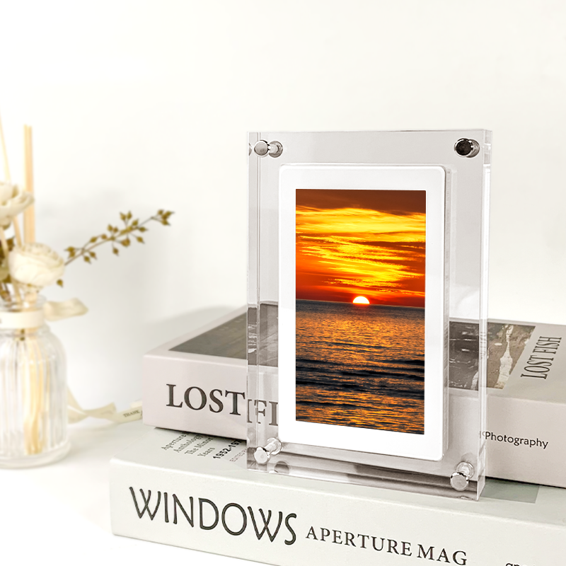 Digital Photo Frame | High-Definition Video Playback