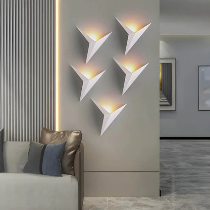 Bird Wall Lamp | Sculptural Design with Soft Glow