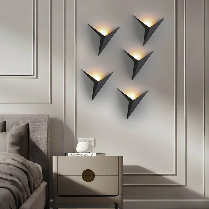 Bird Wall Lamp | Sculptural Design with Soft Glow