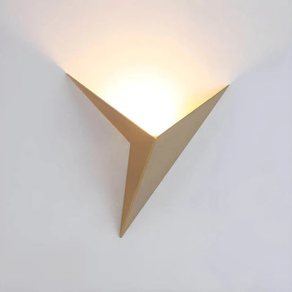 Bird Wall Lamp | Sculptural Design with Soft Glow