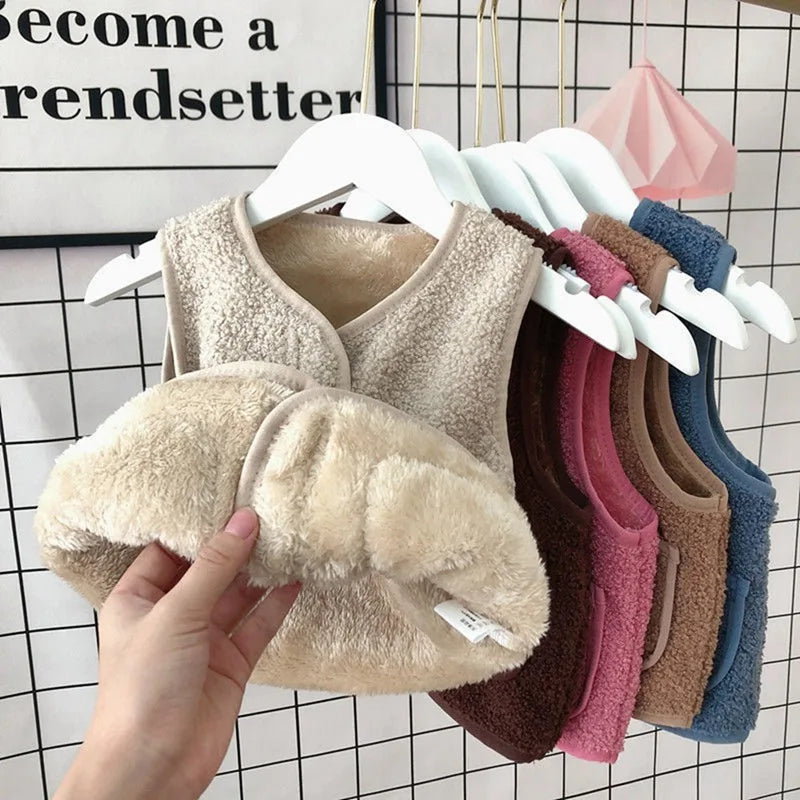 Lightweight Teddy Vest | Soft, Warm Layer for Cold Days