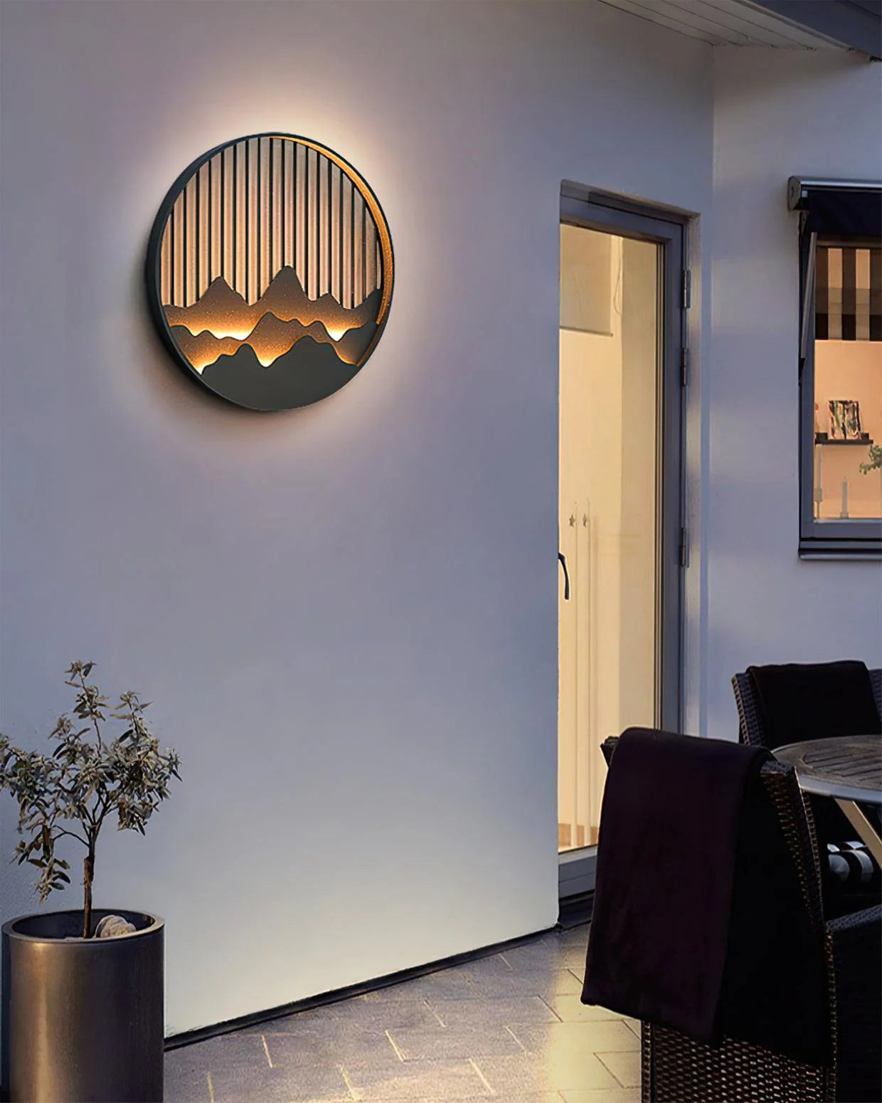 Outdoor Mountain Wall Lamp | Elegant LED Lighting for Exteriors