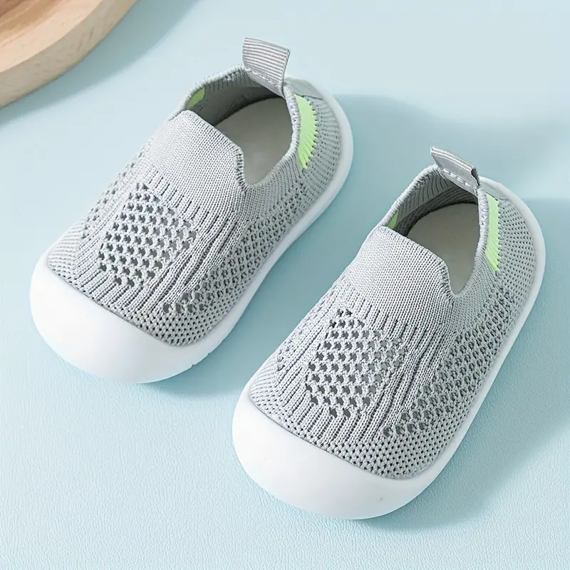 Flexible Barefoot Sneakers for Kids | Lightweight, Breathable, Easy Slip-On