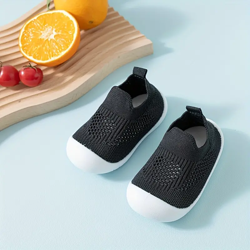 Flexible Barefoot Sneakers for Kids | Lightweight, Breathable, Easy Slip-On
