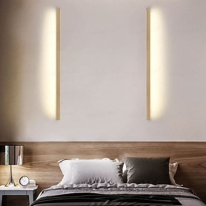 LED Wall Lamp | Solid Wood Design for Cozy Lighting