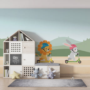 Children's bedroom featuring animal racing mural wallpaper with lion and rabbit on scooters by Kids-Mundo
