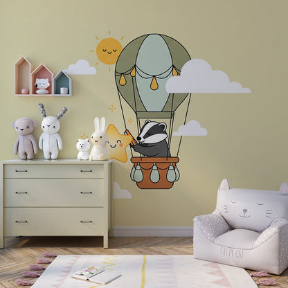 Kids-Mundo badger balloon wall mural featured on a cheerful kids bedroom wall