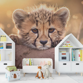 Playful cheetah mural wallpaper for kids playroom featuring golden savanna tones by Kids-Mundo