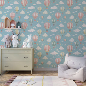 Colorful hot air balloon wallpaper transforming children's bedroom into adventure space