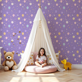 Hot air balloon mural wallpaper in purple nursery with starry sky design by Kids-Mundo