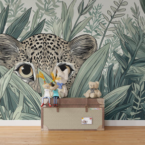 Curious leopard wallpaper creating adventurous safari-themed children's bedroom decor
