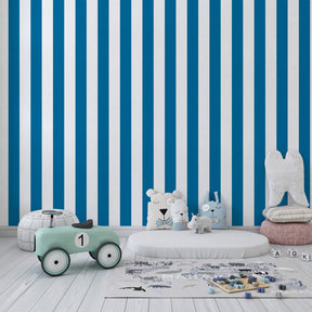 Vertical navy striped wallpaper creating sophisticated kids bedroom decor by Kids-Mundo